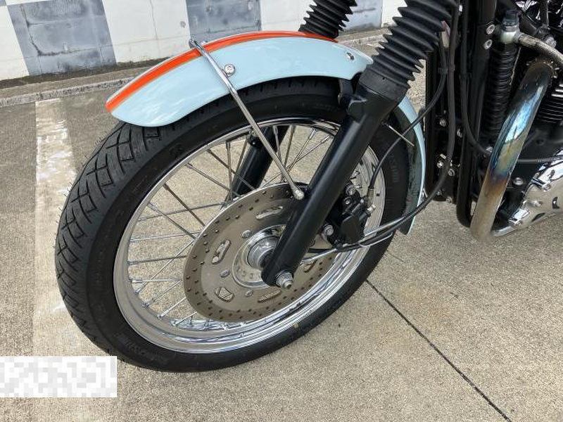 トライアンフ トライアンフ ボンネビルT100 50周年