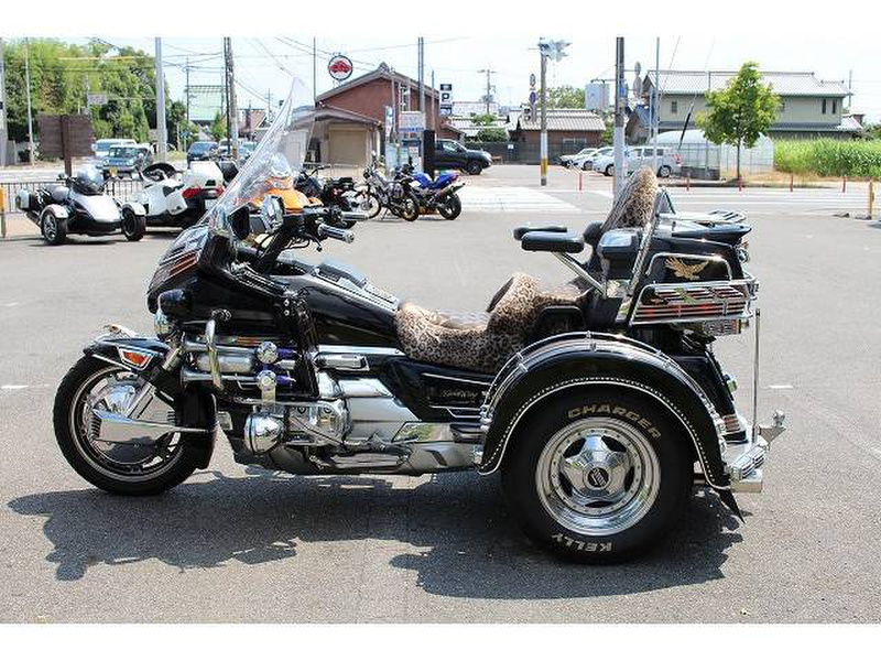 ｇｌ１５００ トライク 中古バイク 新車の事ならバイクの窓口