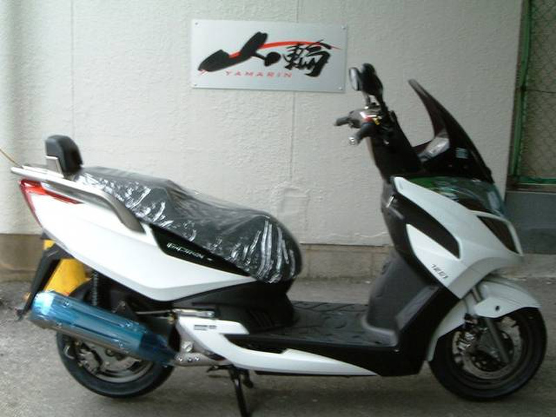 キムコ キムコ Ｇ－ＤＩＮＫ１２５ｉ (831834) | 中古バイク・新車の事