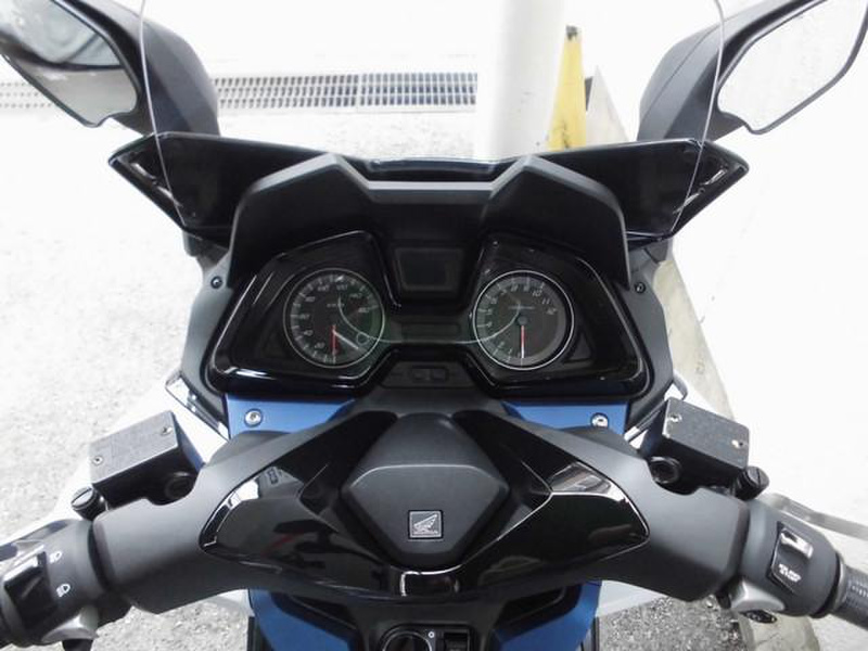 ホンダ フォルツァ １２５ 中古バイク 新車の事ならバイクの窓口