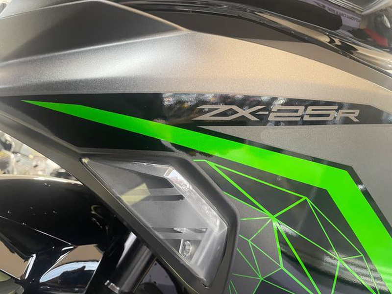 カワサキ Ninja ZX－25R (1233370) | 中古バイク・新車の事