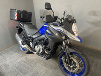 Ｖ－Ｓｔｒｏｍ　６５０ＸＴ　ＡＢＳ