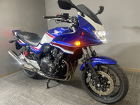 ＣＢ４００スーパーボルドール