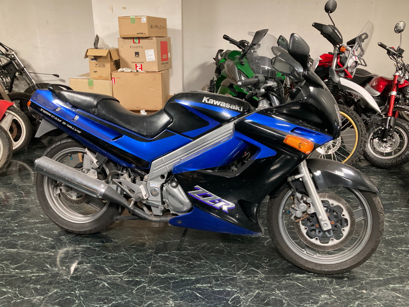 ｚｚｒ２５０ 中古バイク 新車の事ならバイクの窓口