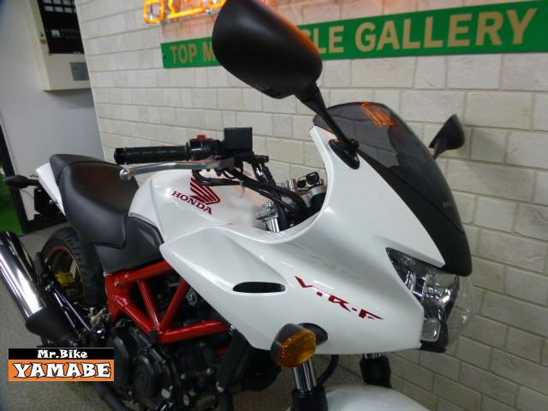 Img I Moto Auc Com Bfair Img Reg H3402 Std 7