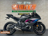 YZF-R7