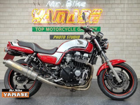 CB750